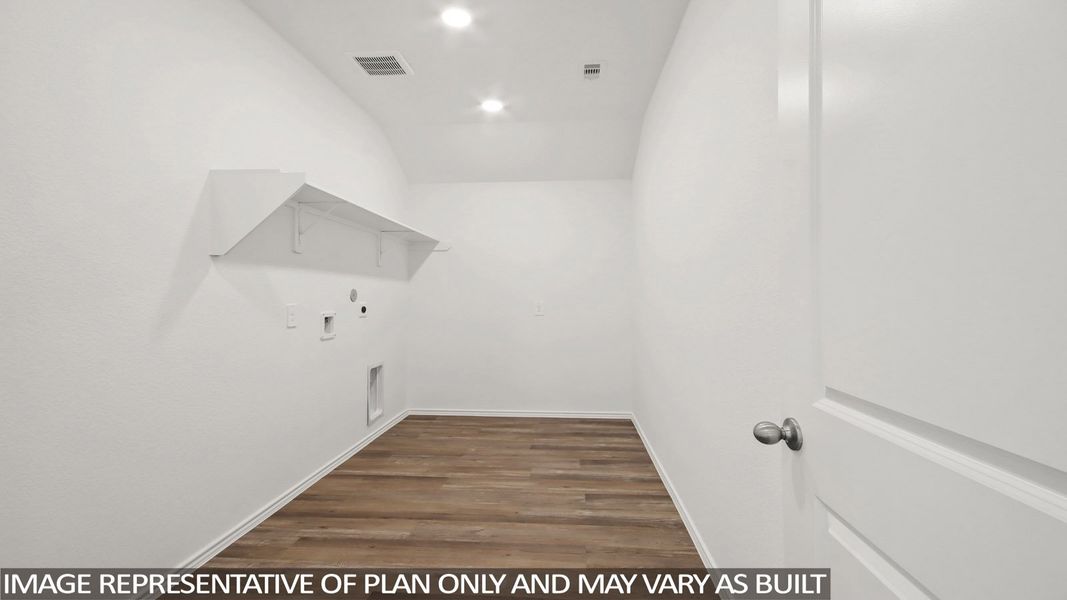 Spacious, unfurnished interior of a new home in Medina, Dayton (Image 10).