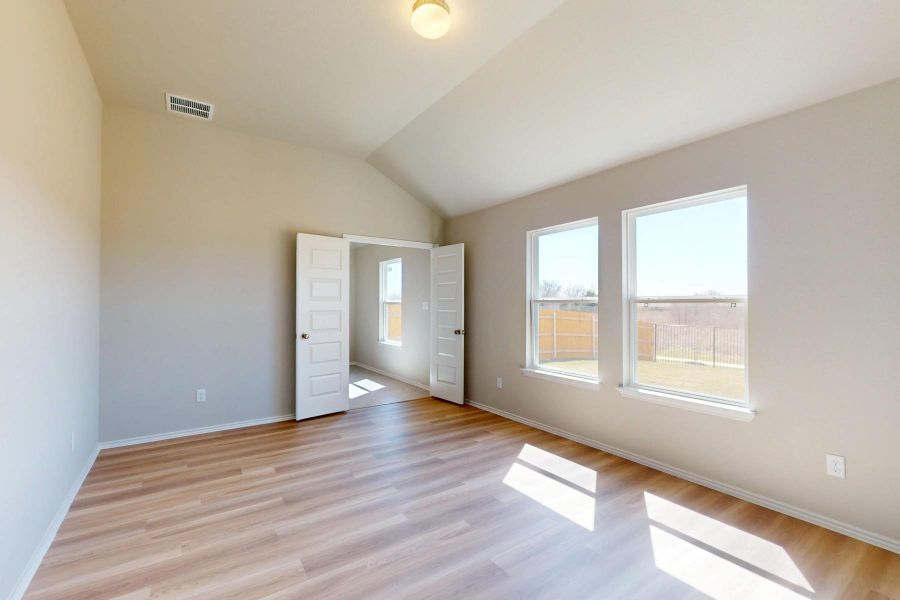 Spacious, unfurnished interior of a new home in Carillon, Manor (Image 23).