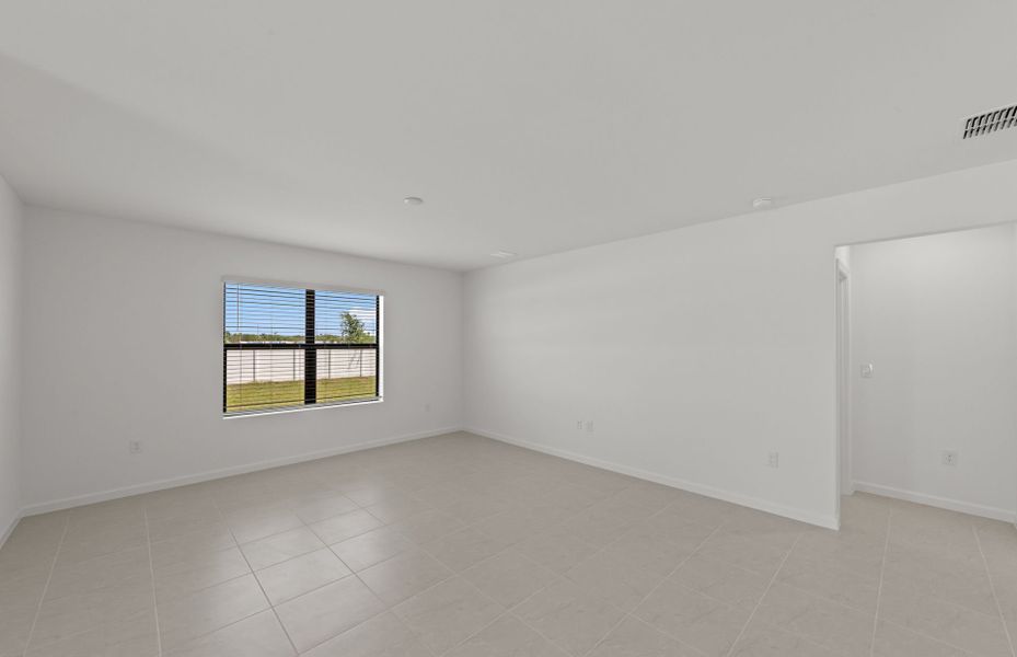 Spacious, unfurnished interior of a new home in Caloosa Cove, Labelle (Image 25). Spacious, unfurnished interior of a new home in Caloosa Cove, Labelle (Image 25).