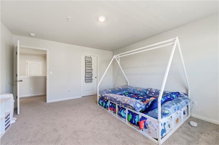 Furnished interior view inside a new home in Oakhurst Glen, Fairburn (Image 11). Furnished interior view inside a new home in Oakhurst Glen, Fairburn (Image 11).