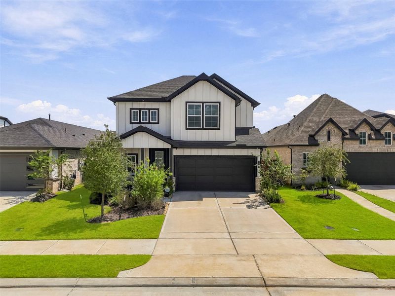 Experience the Meridiana lifestyle, where resort-style amenities, outdoor recreation and a strong sense of community come together in one of Houston’s premier master-planned communities. Residents enjoy scenic lakes, miles of trails, parks, pools, fitness and recreation spaces. Community events add to Meridiana’s welcoming atmosphere, while convenient access to Hwy 288 keeps shopping, dining and Houston within easy reach. It’s more than a neighborhood, it’s a lifestyle. Experience the Meridiana lifestyle, where resort-style amenities, outdoor recreation and a strong sense of community come together in one of Houston’s premier master-planned communities. Residents enjoy scenic lakes, miles of trails, parks, pools, fitness and recreation spaces. Community events add to Meridiana’s welcoming atmosphere, while convenient access to Hwy 288 keeps shopping, dining and Houston within easy reach. It’s more than a neighborhood, it’s a lifestyle.