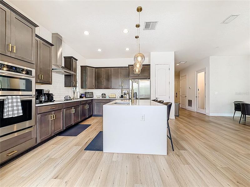 Furnished interior view inside a new home in , Orlando (Image 8).