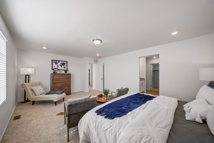 Furnished interior view inside a new home in Green Valley Ranch, Aurora (Image 19).