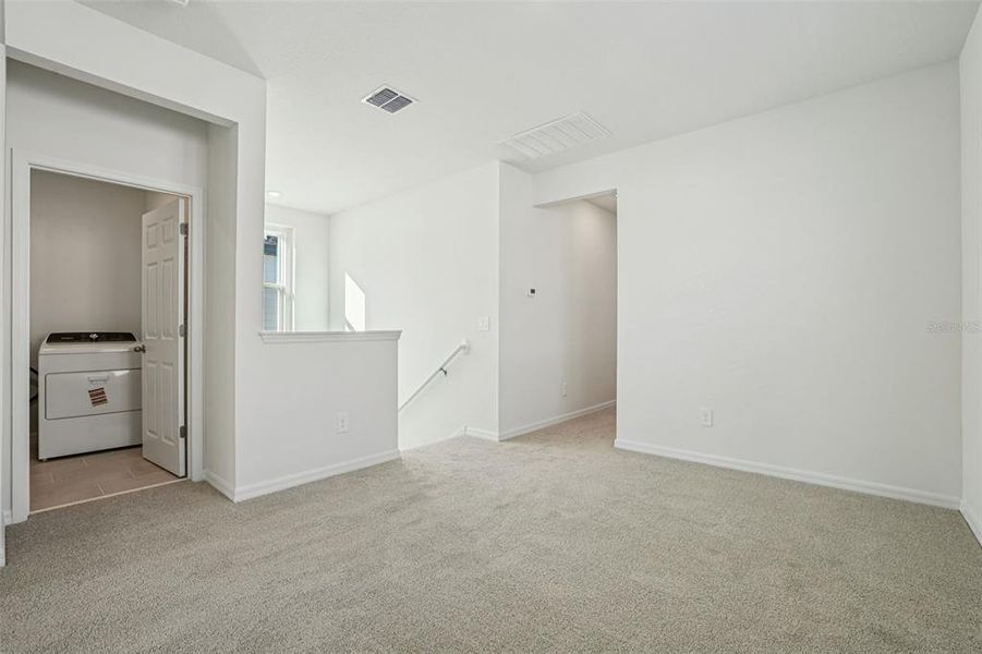 Spacious, unfurnished interior of a new home in The Meadow at Crossprairie Bungalows, St. Cloud (Image 22).