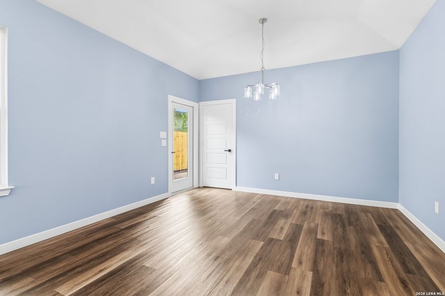 Spacious, unfurnished interior of a new home in , San Antonio (Image 16).