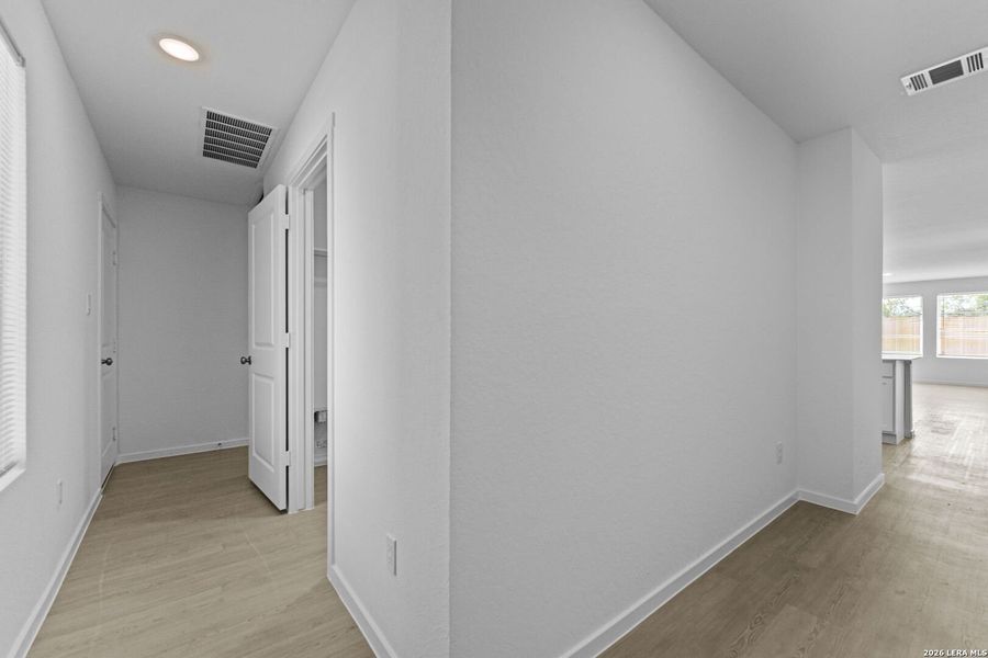 Spacious, unfurnished interior of a new home in Guadalupe Ridge, New Braunfels (Image 27). Spacious, unfurnished interior of a new home in Guadalupe Ridge, New Braunfels (Image 27).