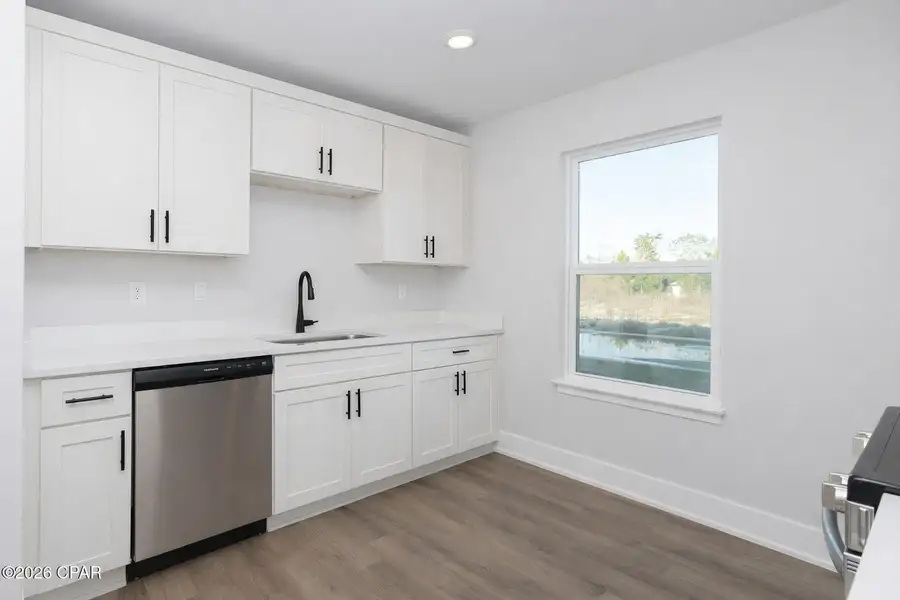 Furnished interior view inside a new home in Fox Glenn, Panama City (Image 4).