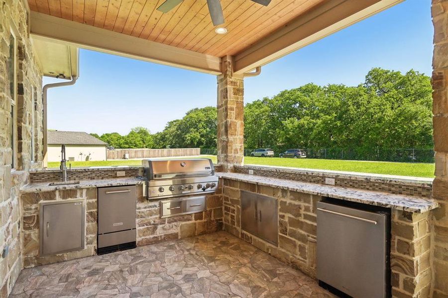 Outdoor Kitchen Outdoor Kitchen