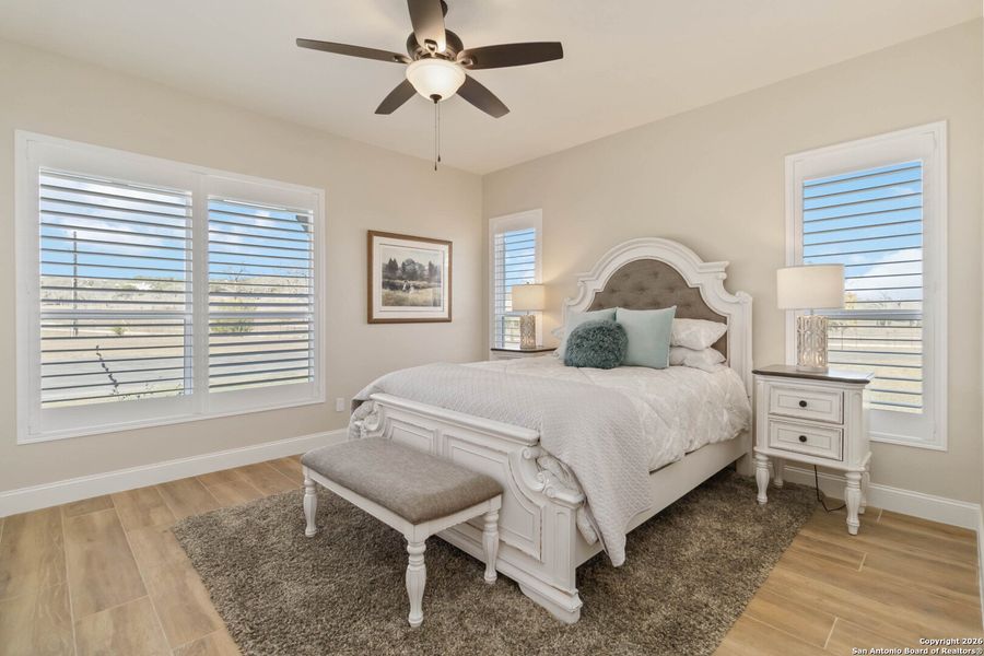 Furnished interior view inside a new home in , Boerne (Image 37).