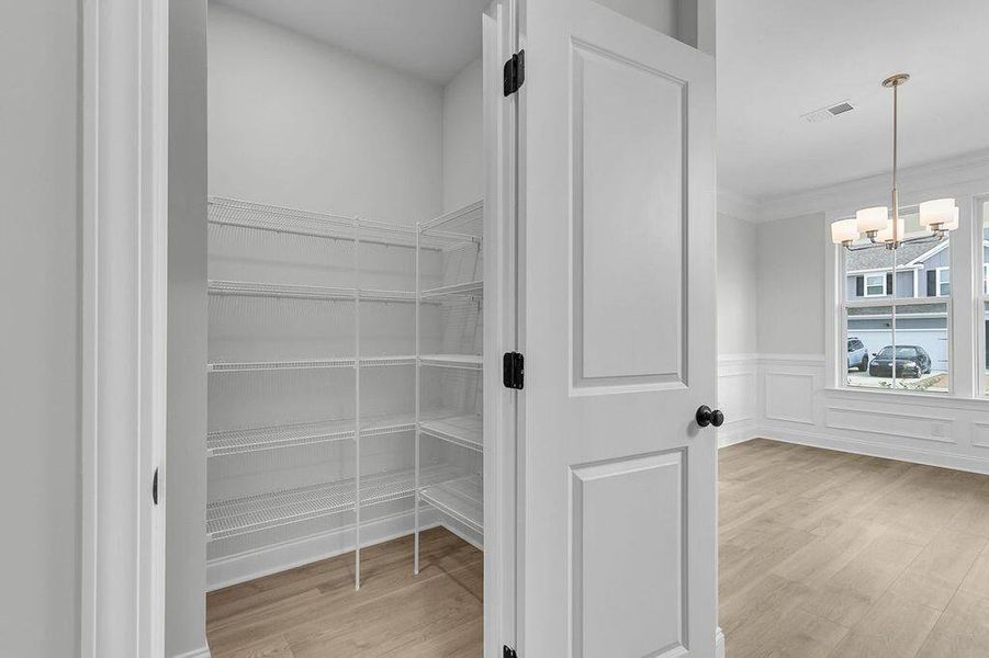Spacious, unfurnished interior of a new home in Kings River Preserve, Hollywood (Image 39).