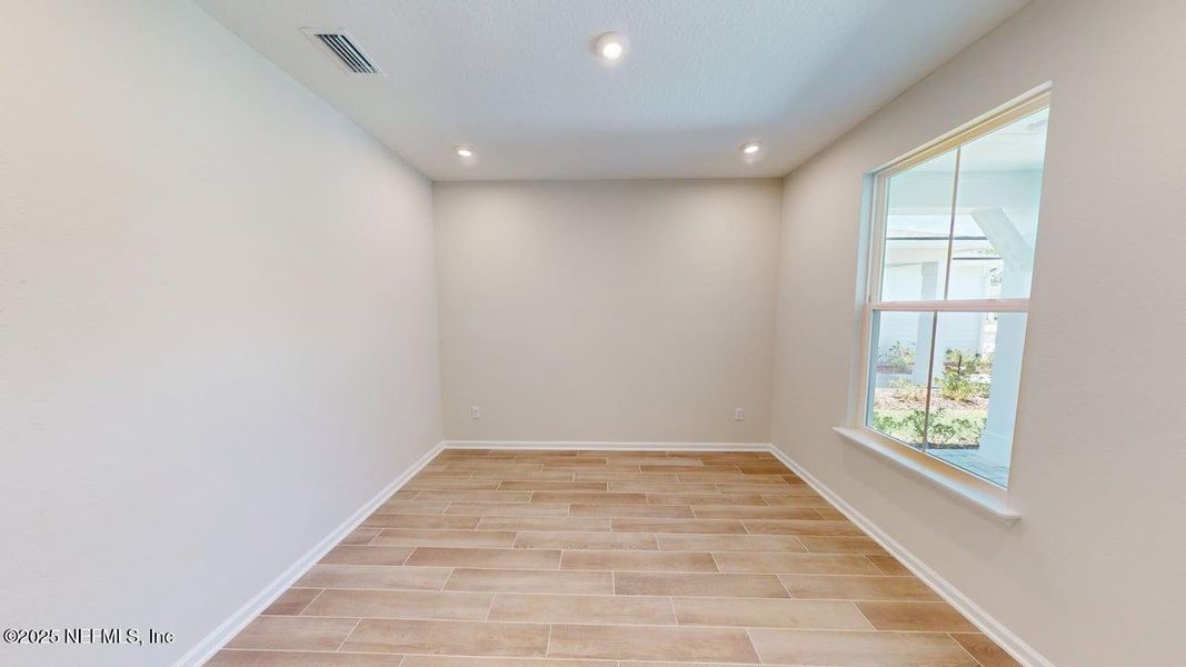 Spacious, unfurnished interior of a new home in RiverTown - WaterSong, St. Johns (Image 18). Spacious, unfurnished interior of a new home in RiverTown - WaterSong, St. Johns (Image 18).