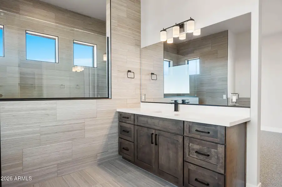 37-Primary Bathroom (5) 37-Primary Bathroom (5)