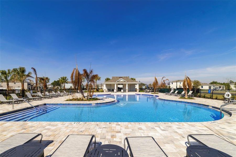 Community amenities in , Winter Garden (Image 24).