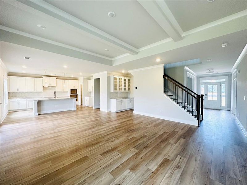 Spacious, unfurnished interior of a new home in Summerlin, Winder (Image 46).