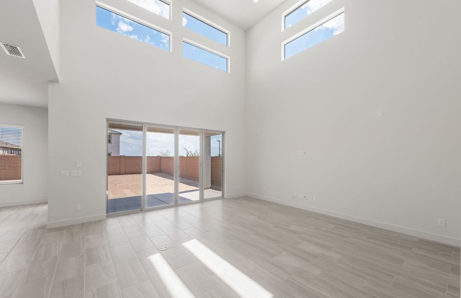 Spacious, unfurnished interior of a new home in Upper Canyon, Phoenix (Image 27). Spacious, unfurnished interior of a new home in Upper Canyon, Phoenix (Image 27).