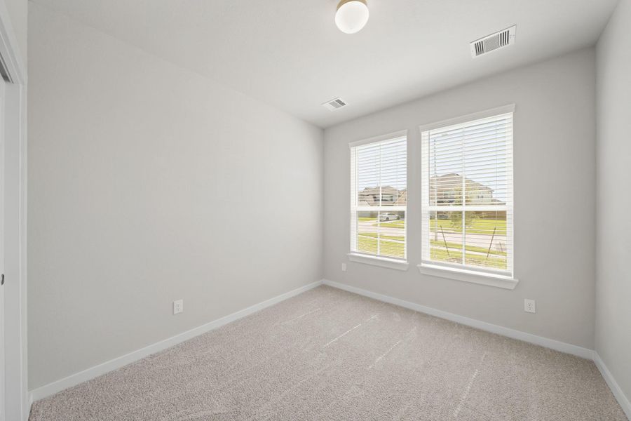Spacious, unfurnished interior of a new home in Briarwood Crossing, Rosenberg (Image 14). Spacious, unfurnished interior of a new home in Briarwood Crossing, Rosenberg (Image 14).