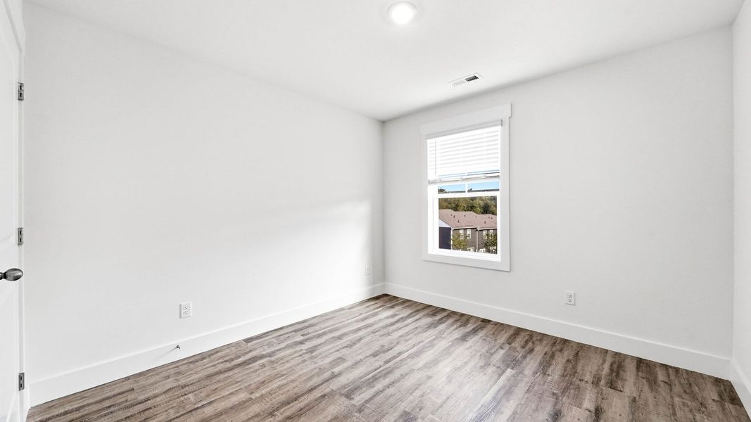 Spacious, unfurnished interior of a new home in The Arbor Townhomes, Kingsport (Image 18).