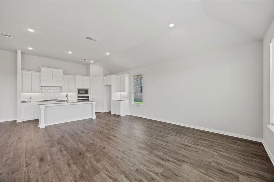 15-web-or-mls-609-bonnie-rose-ln 15-web-or-mls-609-bonnie-rose-ln