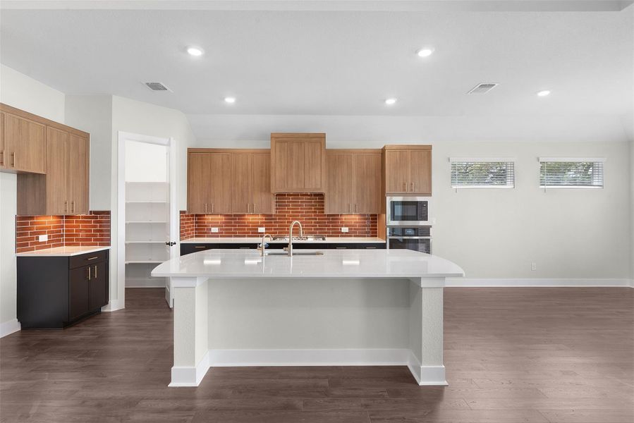 REPRESENTATIVE OF FLOOR PLAN ONLY