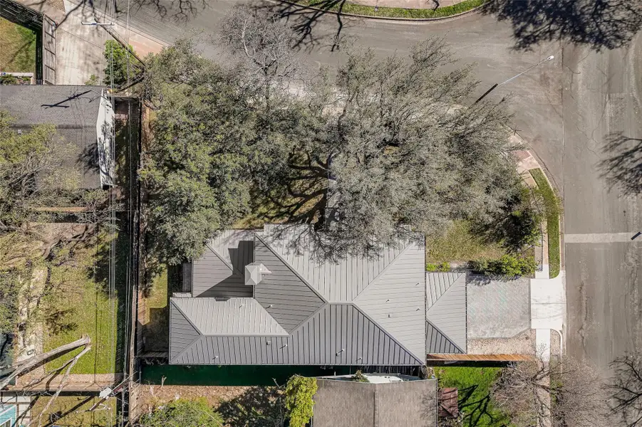 Image 36 of a home in . Image 36 of a home in .