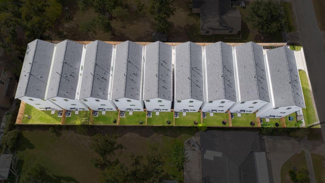 Image 8 of a home in .