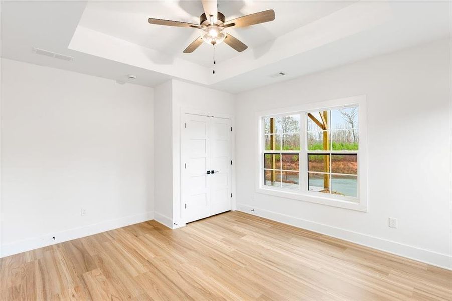 Spacious, unfurnished interior of a new home in , Bremen (Image 44). Spacious, unfurnished interior of a new home in , Bremen (Image 44).
