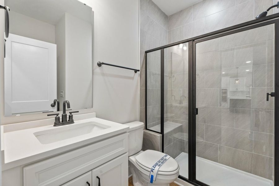 Furnished interior view inside a new home in Redland, Advance (Image 10).