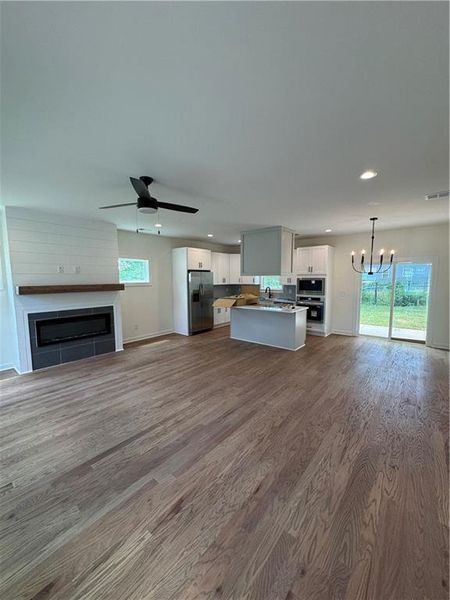Spacious, unfurnished interior of a new home in , Scottdale (Image 5).