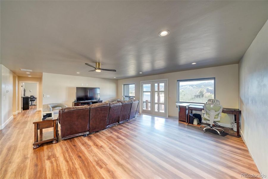 Furnished interior view inside a new home in , Salida (Image 5).