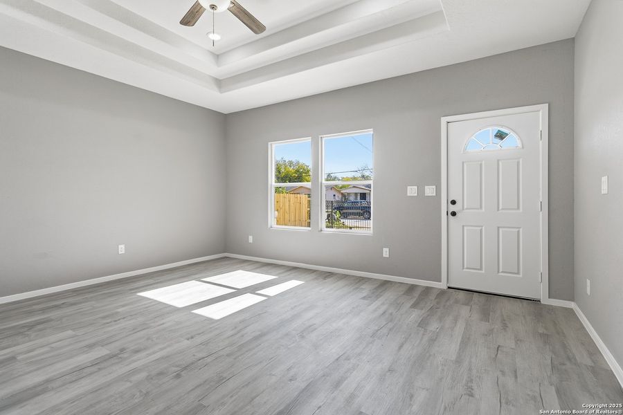 Spacious, unfurnished interior of a new home in , San Antonio (Image 29).