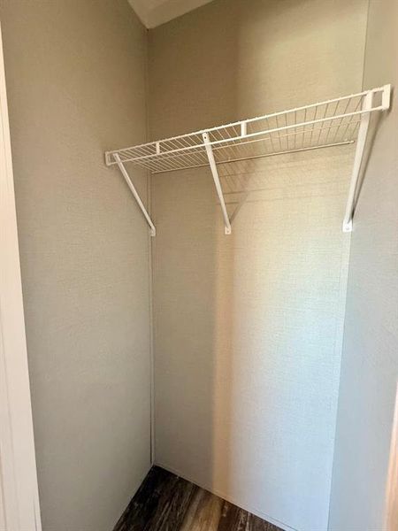 Spacious, unfurnished interior of a new home in , Pelican Bay (Image 20).