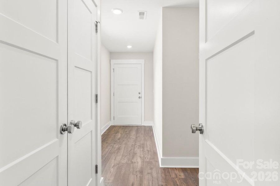 Spacious, unfurnished interior of a new home in , Lincolnton (Image 32).