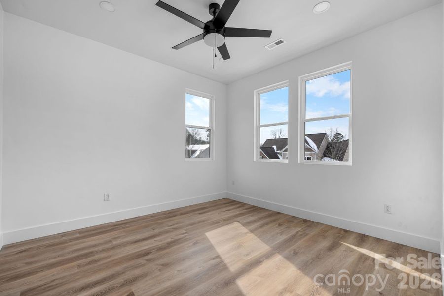 Spacious, unfurnished interior of a new home in , Hickory (Image 27).