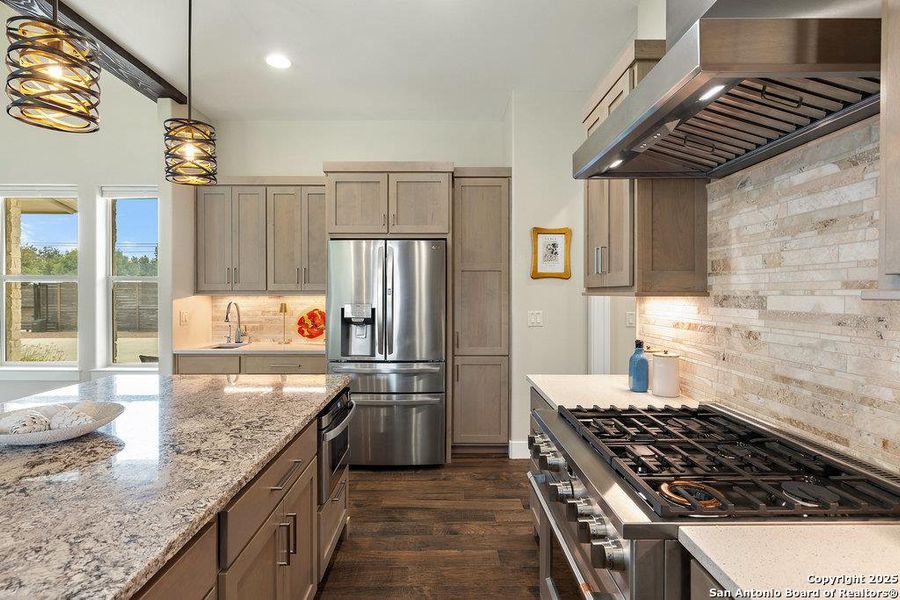 Image 36 of a home in .