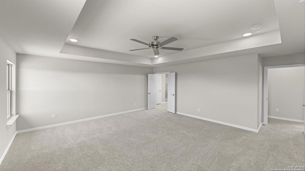 Spacious, unfurnished interior of a new home in Saddle Creek Ranch, Cibolo (Image 20). Spacious, unfurnished interior of a new home in Saddle Creek Ranch, Cibolo (Image 20).