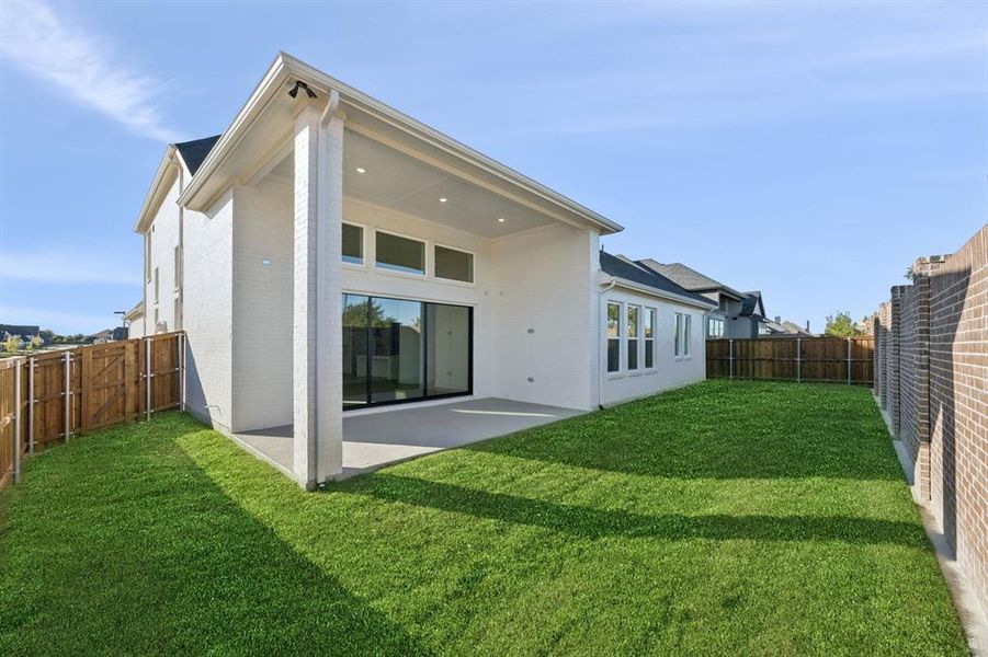 Our Stella floor plan offers fantastic indoor-outdoor entertaining spaces designed for year round family fun!