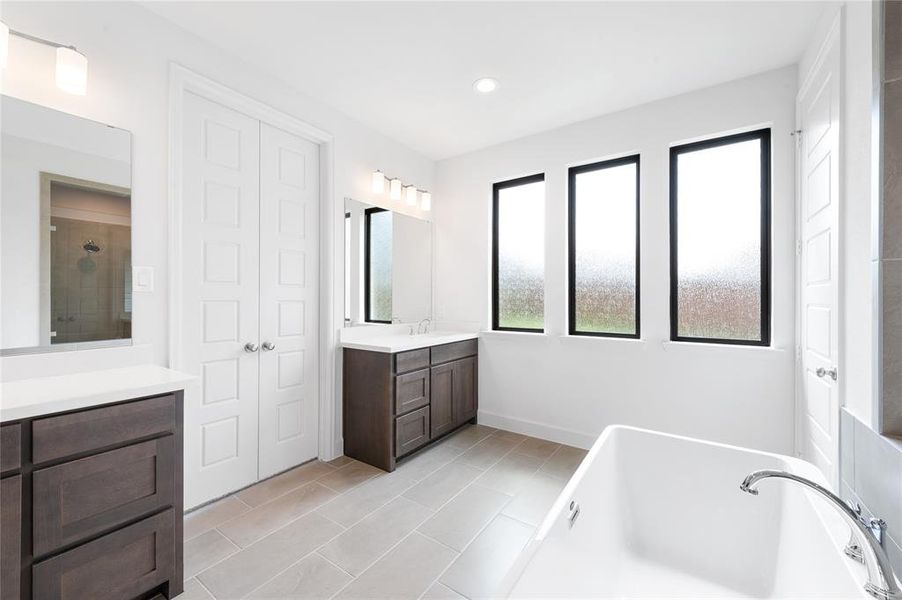 Furnished interior view inside a new home in The Lakes Of Somercrest 60', Midlothian (Image 8). Furnished interior view inside a new home in The Lakes Of Somercrest 60', Midlothian (Image 8).