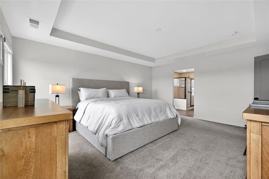 Furnished interior view inside a new home in Sweetbay Farm, Lawrenceville (Image 6).