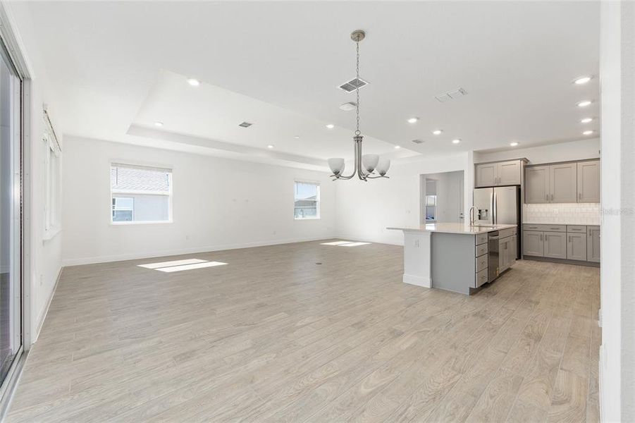 Spacious, unfurnished interior of a new home in , Ocala (Image 16).