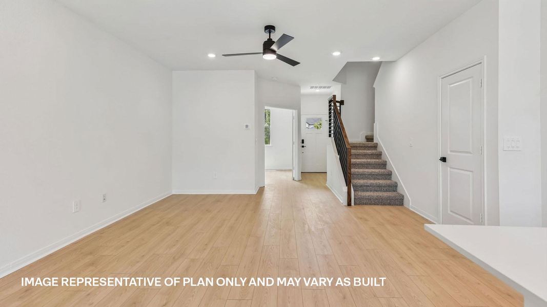 Spacious, unfurnished interior of a new home in Avery Centre, Round Rock (Image 18).