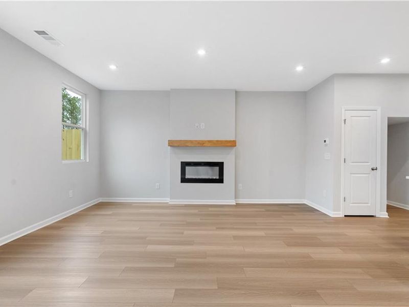 Spacious, unfurnished interior of a new home in Stegall Village, Emerson (Image 51).