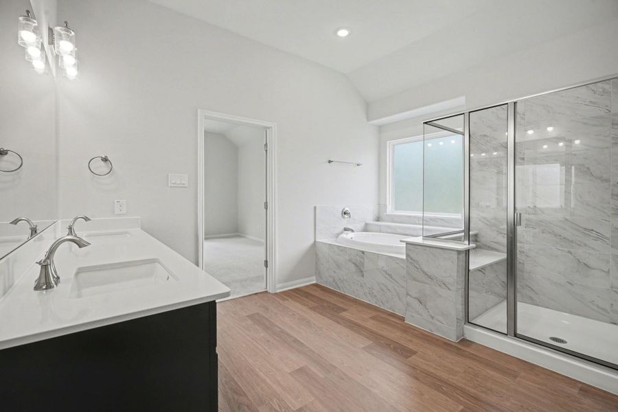 Furnished interior view inside a new home in Encino Estates, Dayton (Image 11).