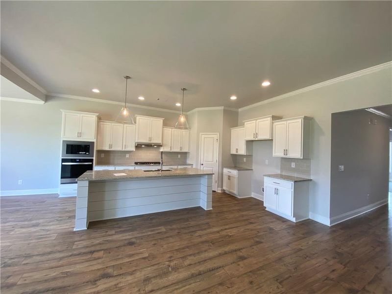 Furnished interior view inside a new home in , Jefferson (Image 14).