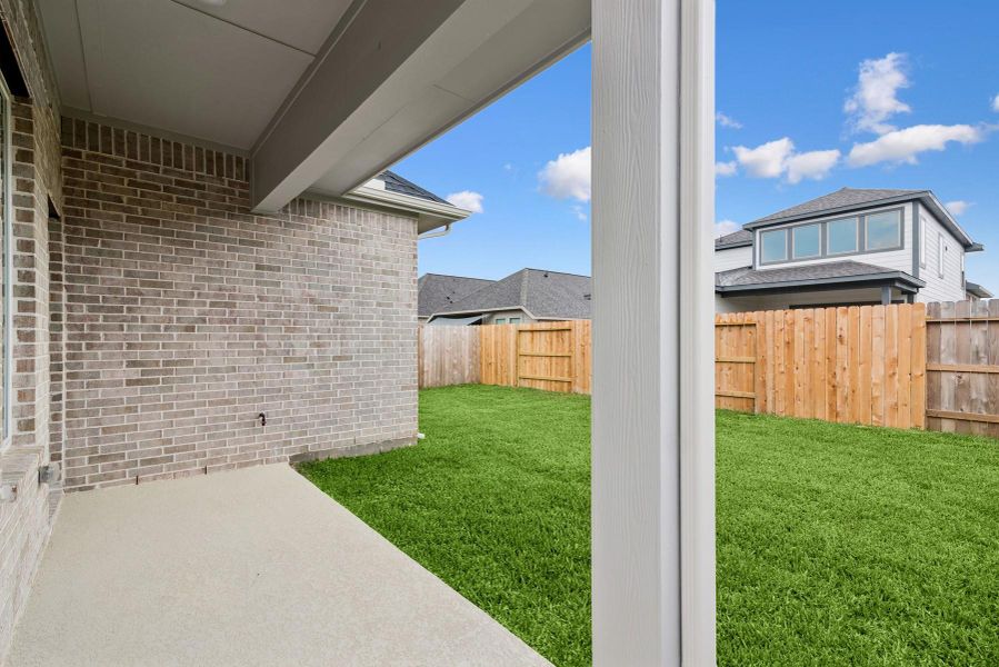 Welcome to The Brasswell by David Weekley Homes. Move-In-Ready Now! Welcome to The Brasswell by David Weekley Homes. Move-In-Ready Now!