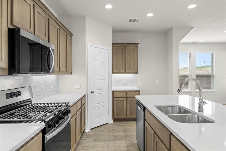 07. 1817 Hazer - Kitchen (4)