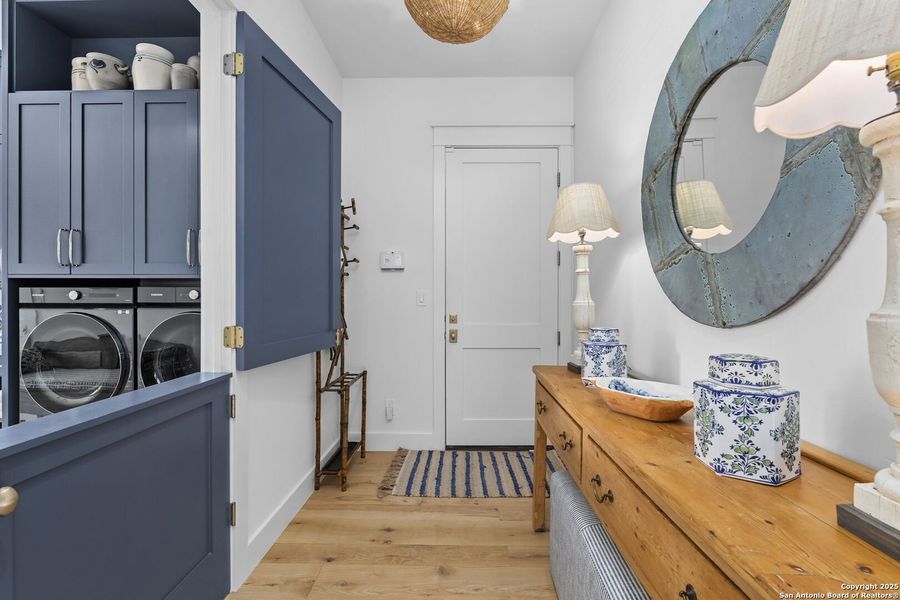 Furnished interior view inside a new home in , Kingsland (Image 33). Furnished interior view inside a new home in , Kingsland (Image 33).