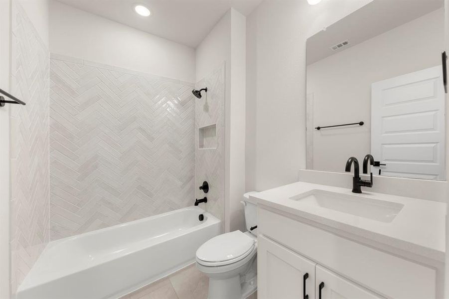 48. 521 Twilight - 4TH Bath