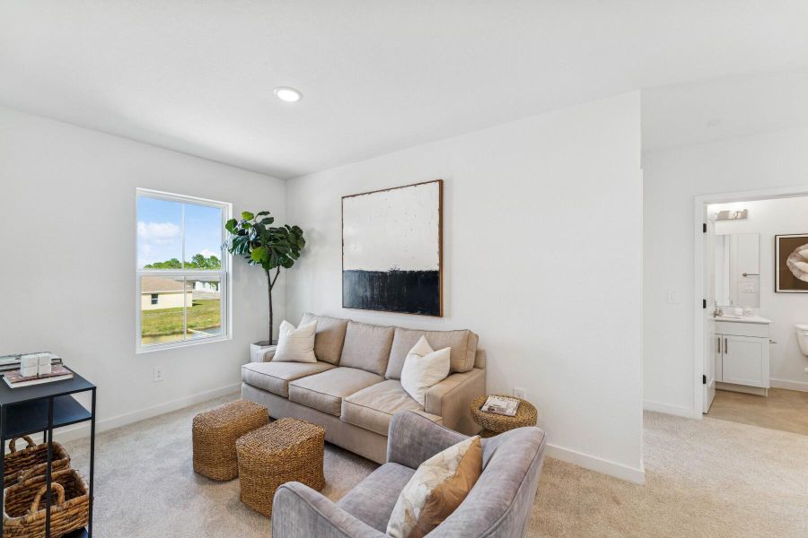 Spacious, unfurnished interior of a new home in , Fort Pierce (Image 22).