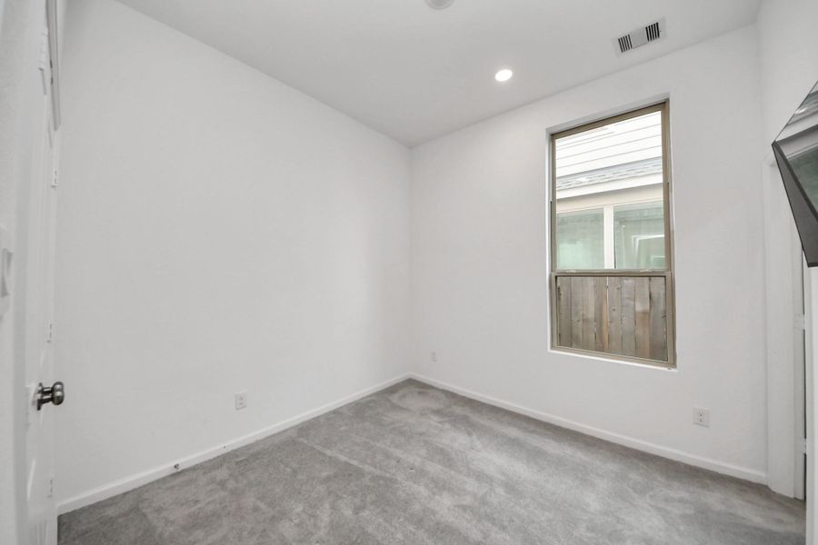Spacious, unfurnished interior of a new home in The Trails, New Caney (Image 22).