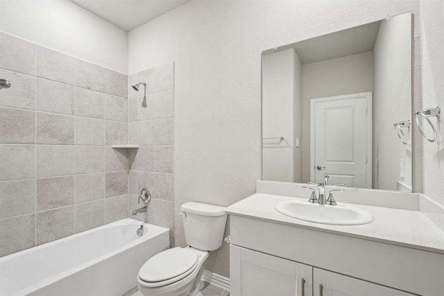 Photo is not of the actual home, but is an inspirational photo of builder’s model home and may depict options, furnishings, and/or decorator features that are not included.